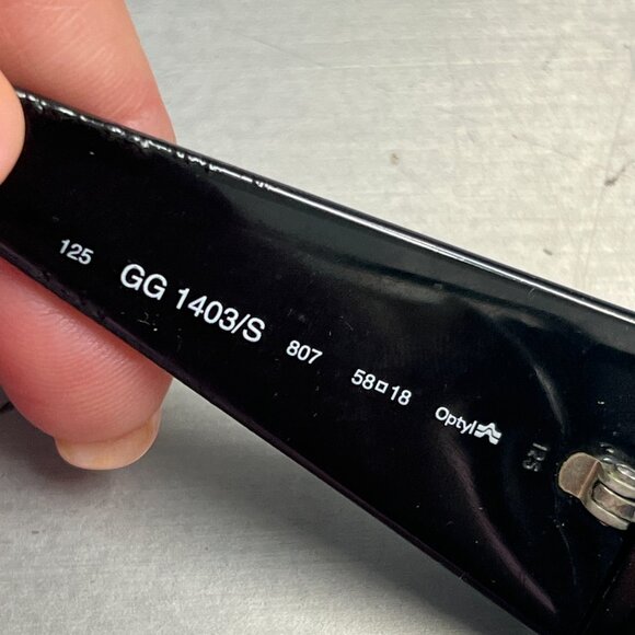 Gucci Sunglasses Black - Picture 6 of 14